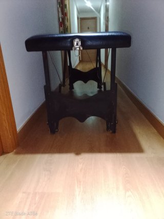 Mesa de masajes portátil profesional semi nueva