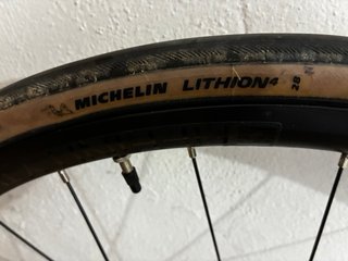 Ruedas de carretera Bontrager Affinity