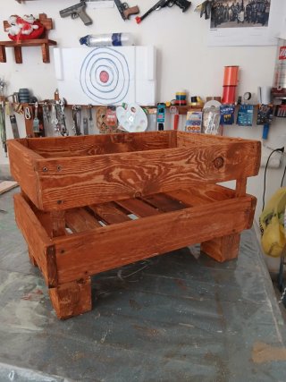 Fioriera in legno grezzo