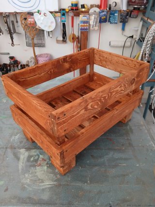 Fioriera in legno grezzo