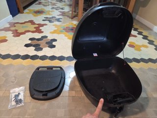 Cofre Baúl Givi Monolock Negro