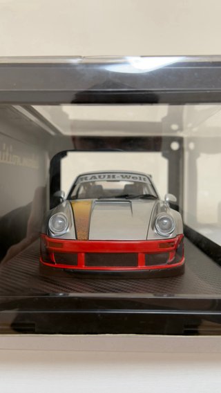Porsche RWB 1:18 Ignition Model