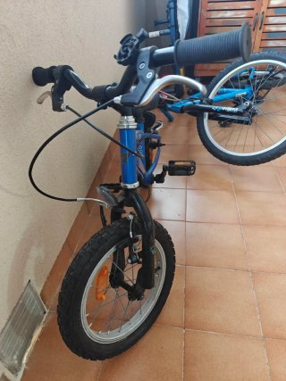 Bicicleta infantil azul 2-5 años