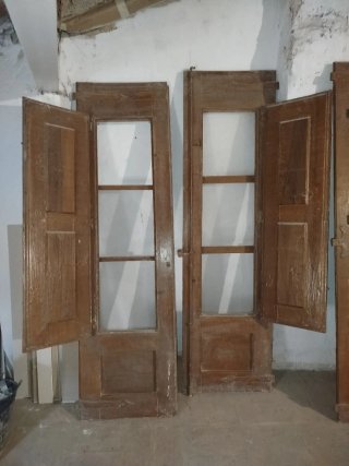 Puertas de madera maciza para balcón