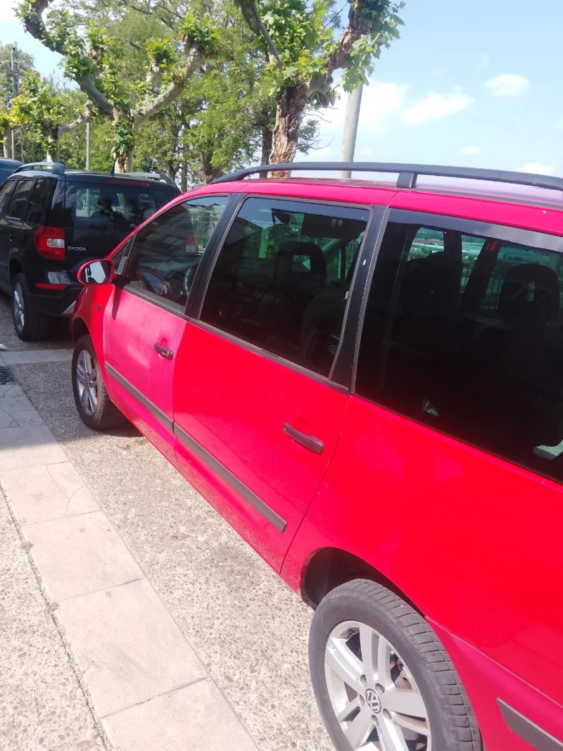 Volkswagen Sharan 2004 - foto 1