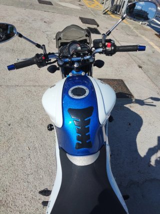 Suzuki Gladius 650 ABS 2010 - 12.240 km