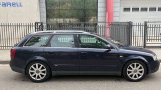 Audi A4 b6 s-line ( solo vendo )