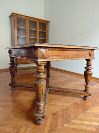 Tavolo in legno massello primi del '900