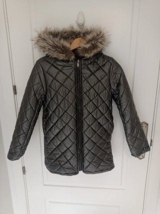 Abrigo IKKS verde reversible talla 12