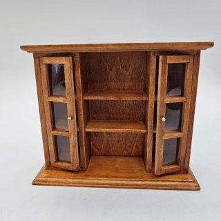 Credenza in legno per casa delle bambole vintage