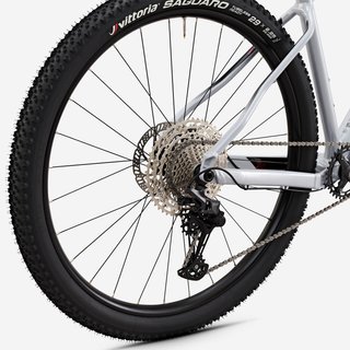 Bicicleta MTB Cross Country Race 700 Gris Cuadro Aluminio