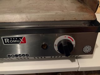Plancha Romux 60 cm Con poco uso . comprada octubr