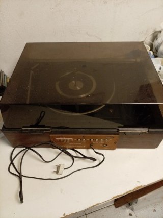 Tocadiscos, Radio y Cassette