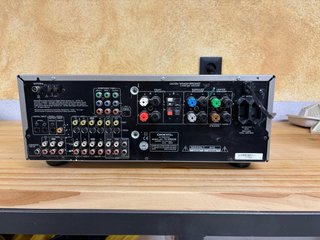 Receptor AV Onkyo TX-SR600E