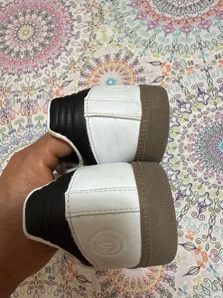 Zapatillas Adidas niño gris y blanco