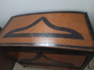 Baúl de madera con detalles