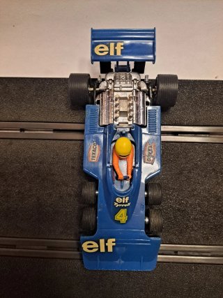 Scalextric Tyrrell P34 Azul