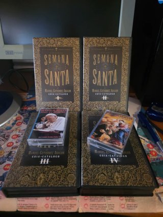 Lote religioso: Casetes y Cintas