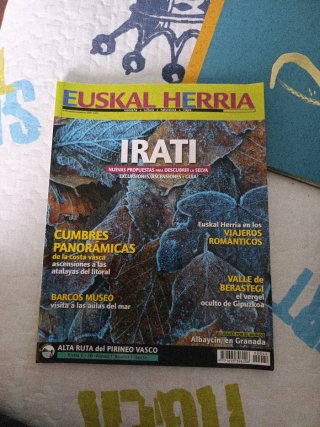 Revista EUSKAL HERRIA.