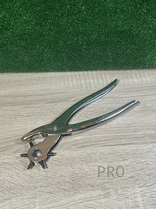 Juego de perforadora de cuero Amazon Basics