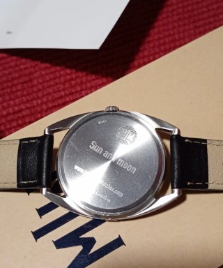 Reloj Mr Jones sun and moon
