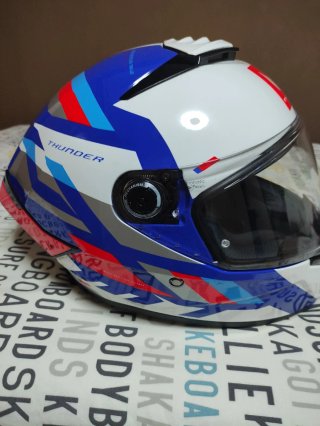 Casco de moto MT Helmets