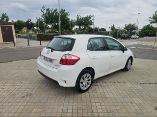 Toyota Auris 2012