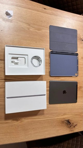 Apple iPad 7ª Gen Negro/Gris