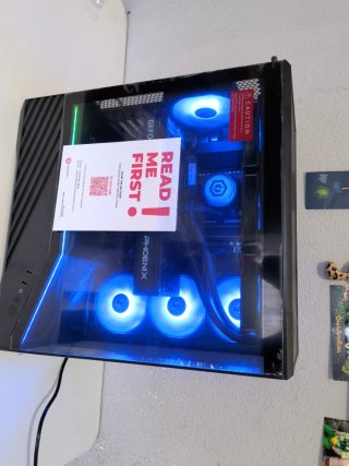 CyberpowerPC Gaming PC - AMD Ryzen 7 9800X3D