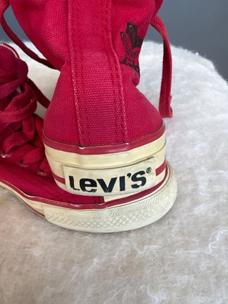 Zapatillas Levi's Rojas