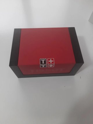 Estuche Tissot Negro y Rojo