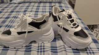 Zapatillas Chunky Fashion Blancas y Negras