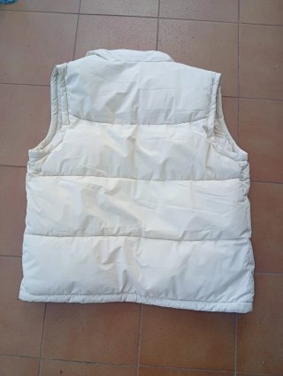 Chaleco plumífero Pull & Bear beige S