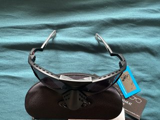 Gafas Oakley Nuevas con Estuche y Accesorios