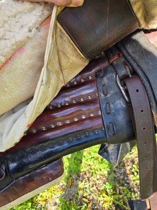 Montura Vaquera de Piel y Borrego