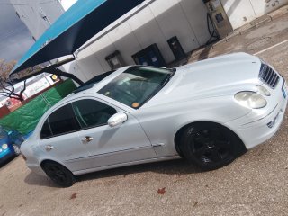 Mercedes-Benz Clase E 2004
