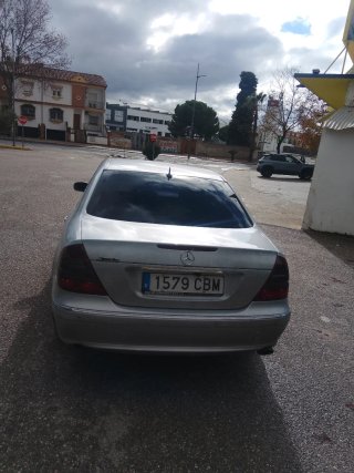 Mercedes-Benz Clase E 2004