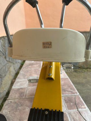 Triciclo Amarillo Tauro