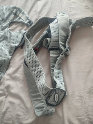 Mochila Portabebés BabyBjörn Malla