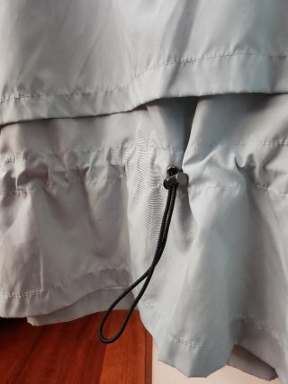 Giacca Zara con cappuccio e zip