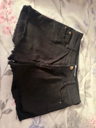 Shorts Stradivarius negros