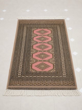 Alfombra Beige y Rosa