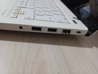 Portátil Asus F200CA Blanco