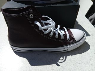 Converse Burdeos  Talla 44