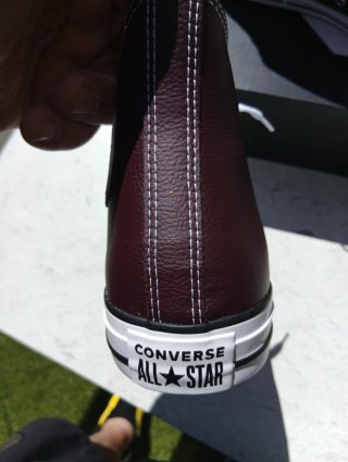 Converse Burdeos  Talla 44