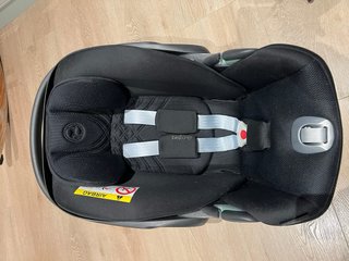 Cybex Cloud T Plus + funda lluvia