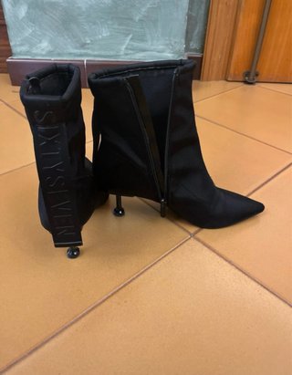 Stivaletti tacco Sixtyseven neri