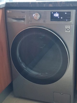 Lavadora Secadora LG ThinQ 9/6kg