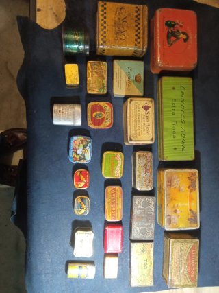 Lote de Cajas Antiguas Metálicas Varias