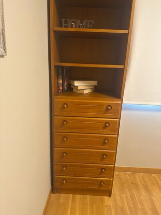 Estantería de madera con cajones, de cerezo
